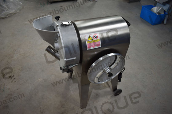 多機能のルーツ野菜キューブジュリアン切断機 750*480*890mmサイズ