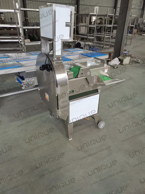 野菜切断機 800-3000kg/h 容量 UNKから効率的にキャベツを切る
